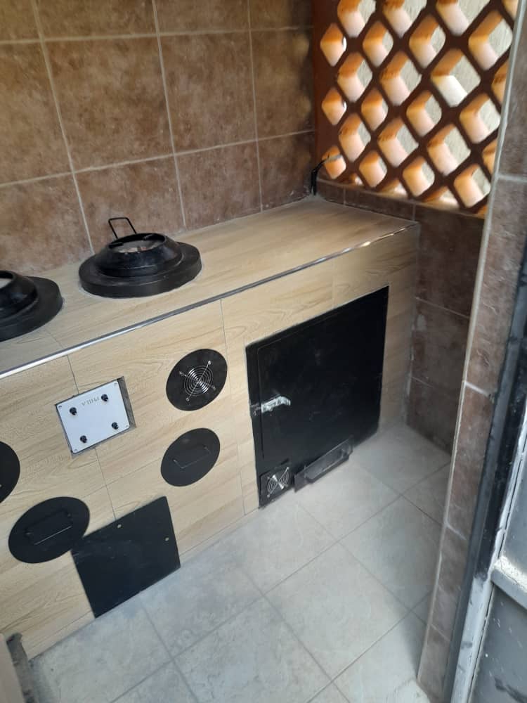 magma_stoves's tweet photo. Still waking up to firewood smoke and high fuel bills?
Break the cycle. @magma_stoves replaces charcoal and wood with lava rocks and solar power, saving forests and your wallet.

A new day. A cleaner way.
Call/WhatsApp: +256789057968
#DitchTheSmoke #CleanCookingRevolution https://t.co/wti40PV2U3