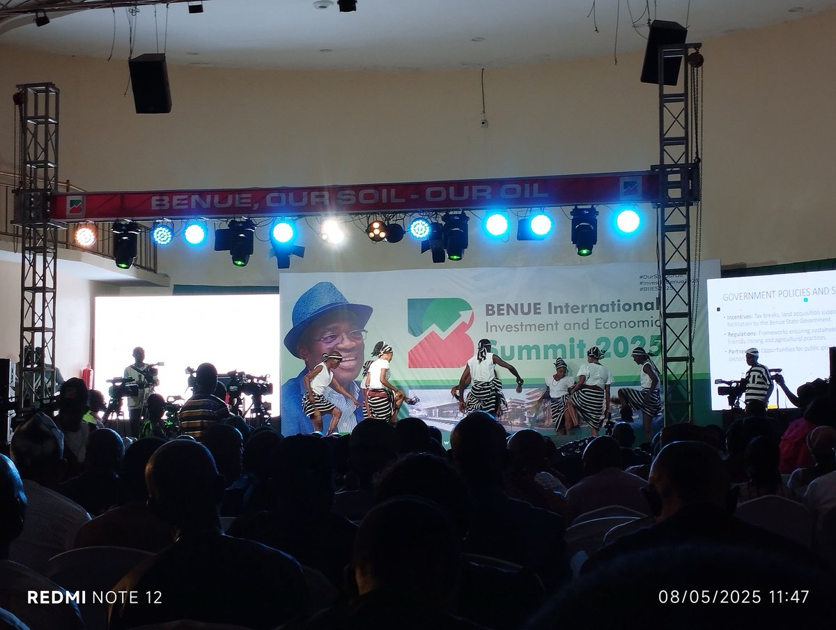 bemnyax's tweet photo. Arts and Council Troupe doing their kind #TivCulture #TivDance #BIIES2025 #InvestInBenue2025 #InvestinBenue https://t.co/1YhBPgDza0