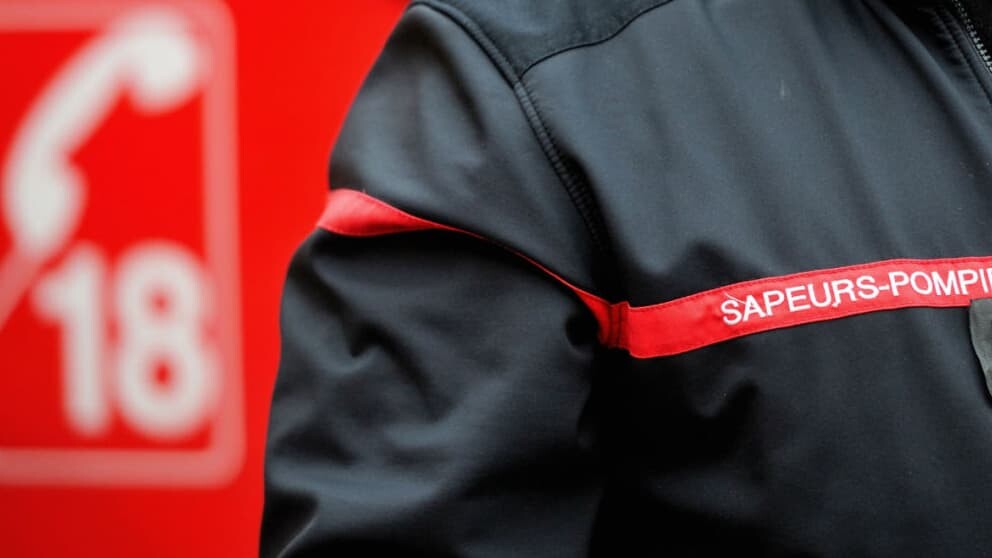 Alpes-Maritimes: un homme de 35 ans mortellement blessé à l'arme blanche
l.bfmtv.com/vBH4