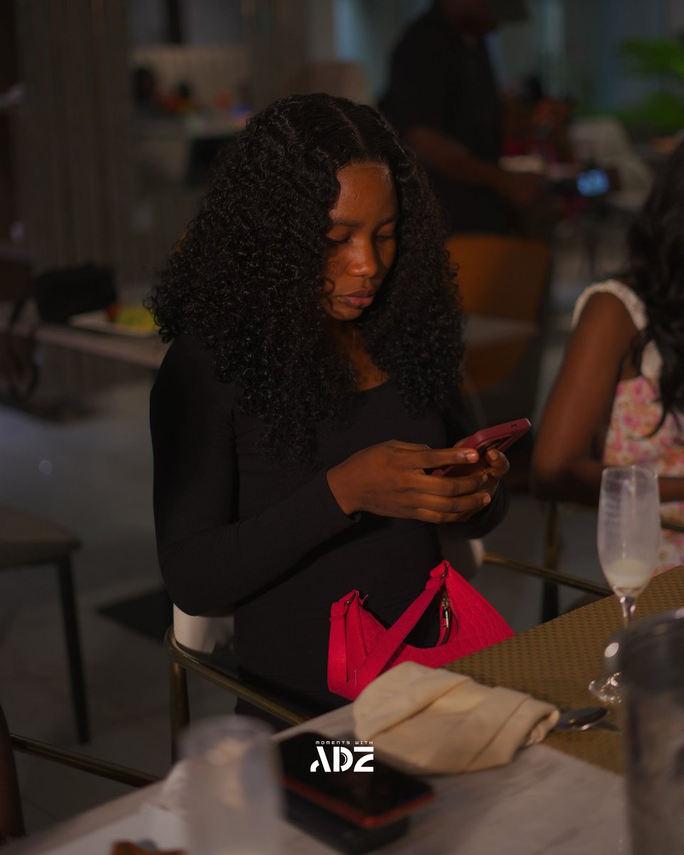 xanianthegreat's tweet image. My newsfeed reeks of chatgpt. Lol ⁣

I won&apos;t even lie, the yap meta ruined it all.
⁣
Everyone’s content is dry, robotic, copy paste with zero edge.⁣
⁣
It’s gives…......

&quot; I asked AI to write this and called it this / that&quot;
⁣
But one thing I know is 
⁣
Creativity is the…