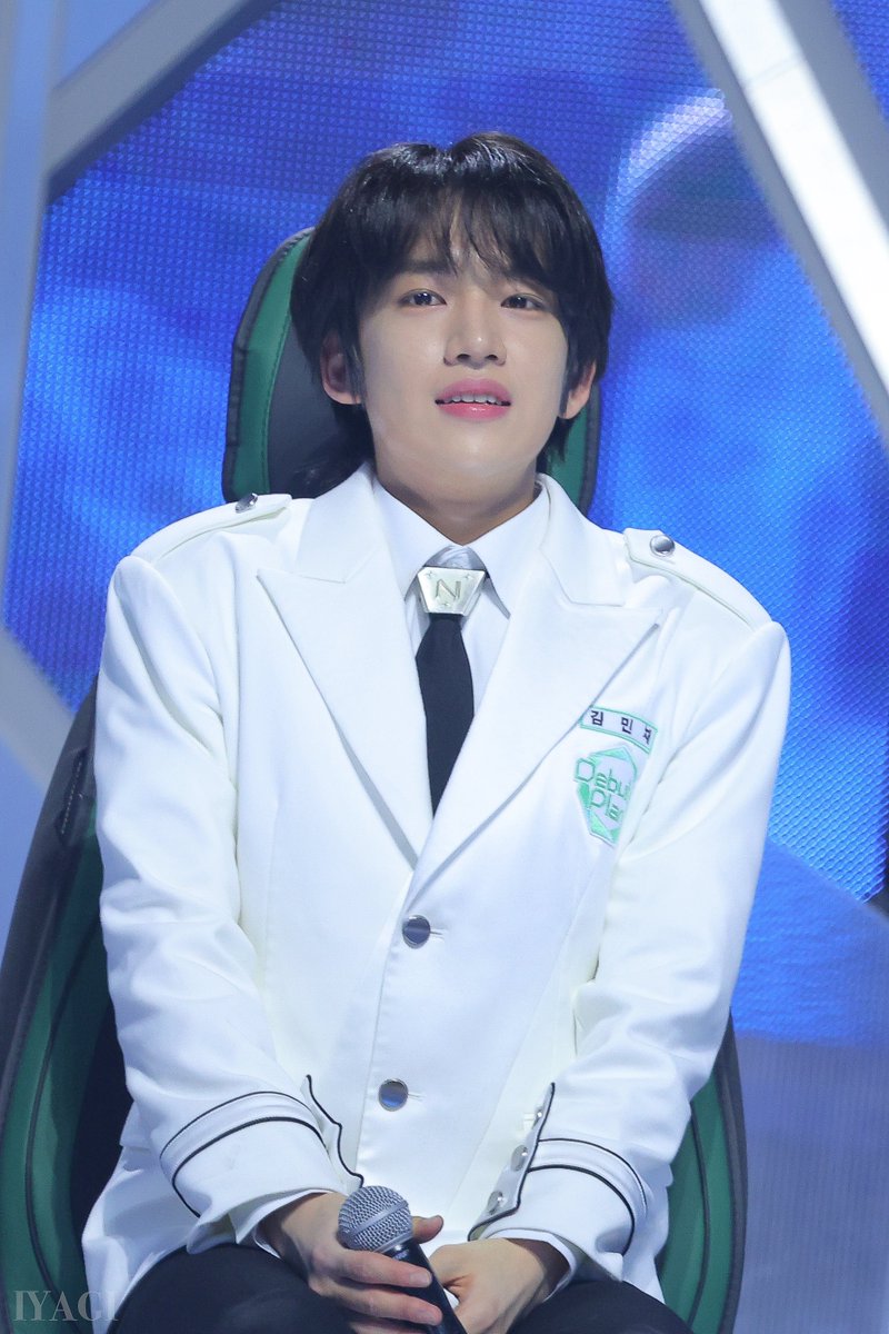 minjaeiyagi's tweet photo. 250504 뉴키즈 파이널 NewKids Final
하....너무 귀여웠는데 ٩(ˊᗜˋ*)و 🪽
hq.
#김민재 #KIMMINJAE #NewKids #뉴키즈 #NewKids #Debut_Plan #IDID #아이딧 #민재 #MINJAE https://t.co/VTfpXiYHP5