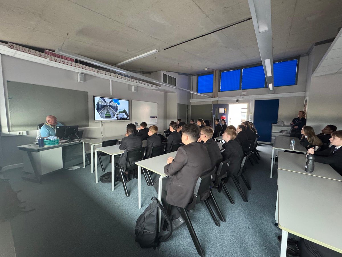 Rossington All Saints Academy tweet media