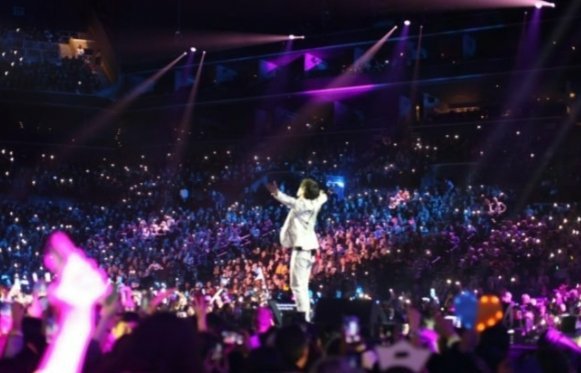 Kuzya, #Dimash #Stranger #FlyAway (@hynydakujaf) on Twitter photo <a href="/KZinovkina/">Tatiana_di_togetherforever 🇷🇺</a> Димаш - лучший Певец современности . Концерты удивительного Артиста ждём
во всех уголках мира
🌐🎼
DIMASH NEW MV SOON
DIMASH FAN MEETING
#DimashAndDears <a href="/KZinovkina/">Tatiana_di_togetherforever 🇷🇺</a> Димаш - лучший Певец современности . Концерты удивительного Артиста ждём
во всех уголках мира
🌐🎼
DIMASH NEW MV SOON
DIMASH FAN MEETING
#DimashAndDears