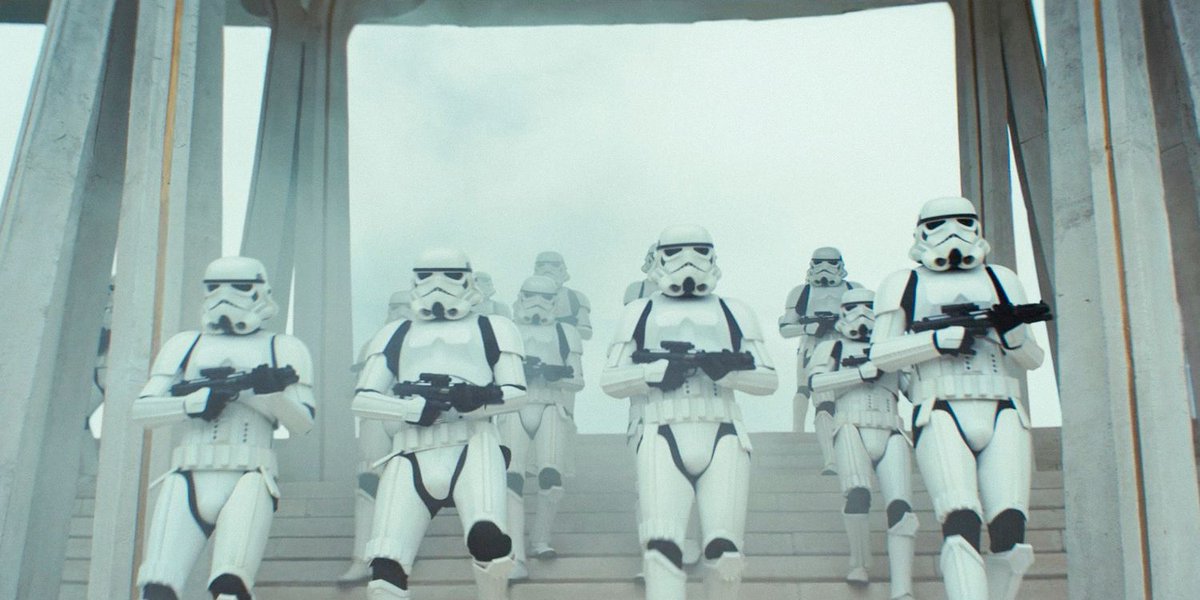 The way #Andor frames well-known aspects of Star Wars iconography and makes them scarier than ever before is absolutely phenomenal.

Stormtroopers were never this terrifying; they actually are the Imperial Elite here and it all comes down to brilliant staging and framing.