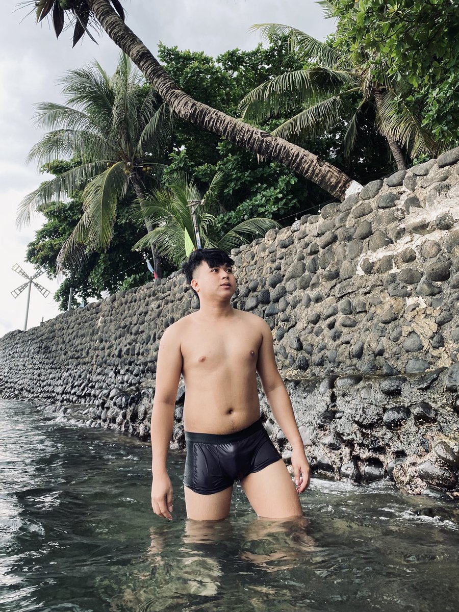 Ninyo1210's tweet photo. Nagbukol ang bata haha 🍆💦 https://t.co/41LL1gF8hv