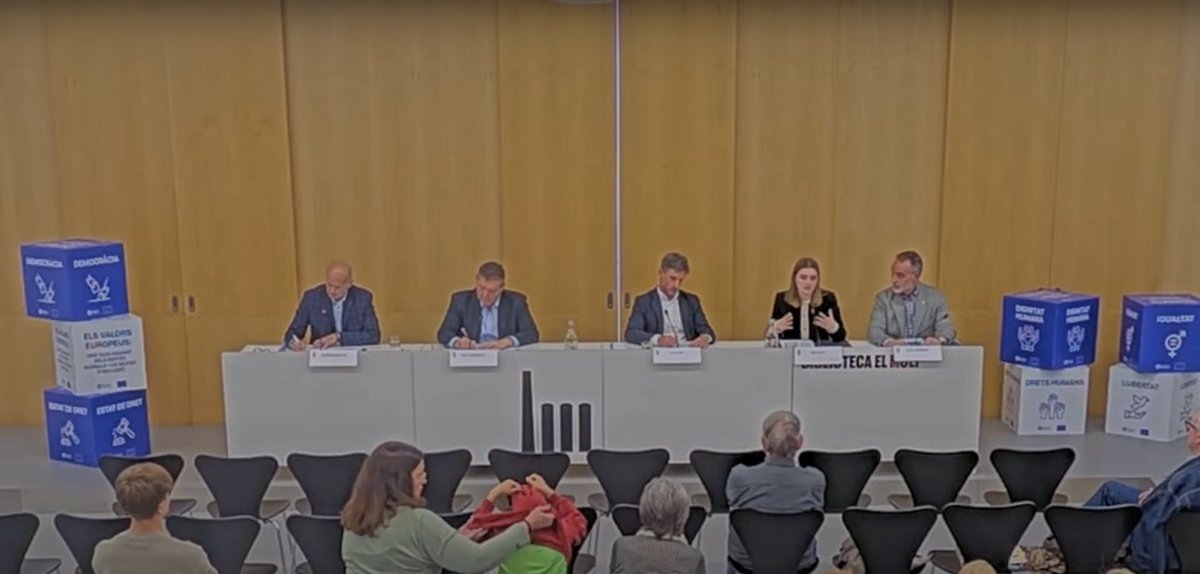 Ajuntament de Molins de Rei (@ajmolinsderei) on Twitter photo 🇪🇺 Recupera aquí el Debat amb motiu del Dia d'Europa, a la <a href="/bibliomolins/">Biblioteca de Molins de Rei</a>, d'aquest dimarts: youtube.com/watch?v=cxB5v_…
#SomMolinsdeRei 🇪🇺 Recupera aquí el Debat amb motiu del Dia d'Europa, a la <a href="/bibliomolins/">Biblioteca de Molins de Rei</a>, d'aquest dimarts: youtube.com/watch?v=cxB5v_…
#SomMolinsdeRei