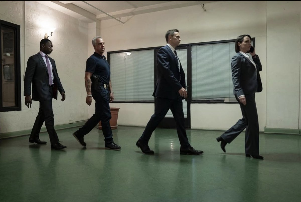 mireia_nadal's tweet photo. So cool this pic of #JamieHector @welliver_titus #CarterMacIntyre
Great improvised team between Harry & Agent Sylvia Reese https://t.co/Wzh8cIkOcm