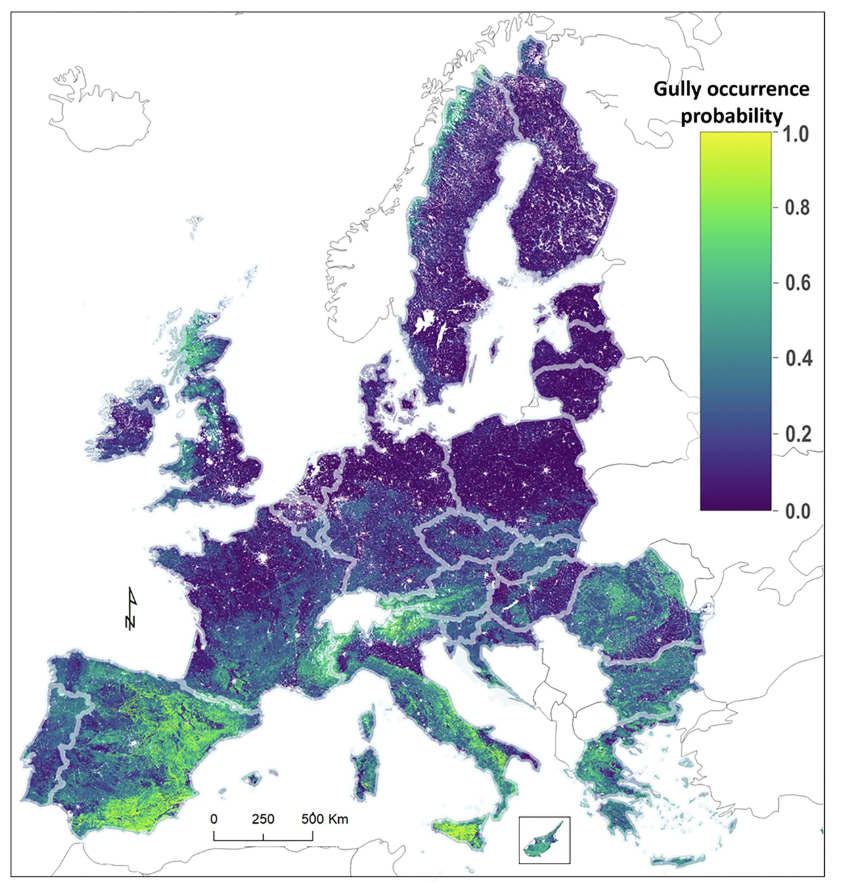 🆕The first Gully erosion occurrence probability map of the 🇪🇺 just published📜. It is using 400,000 LUCAS earth observations. 0.8% of all monitored locations show gully occurrence.   #SoilHealth #missionSoil nature.com/articles/s4159…