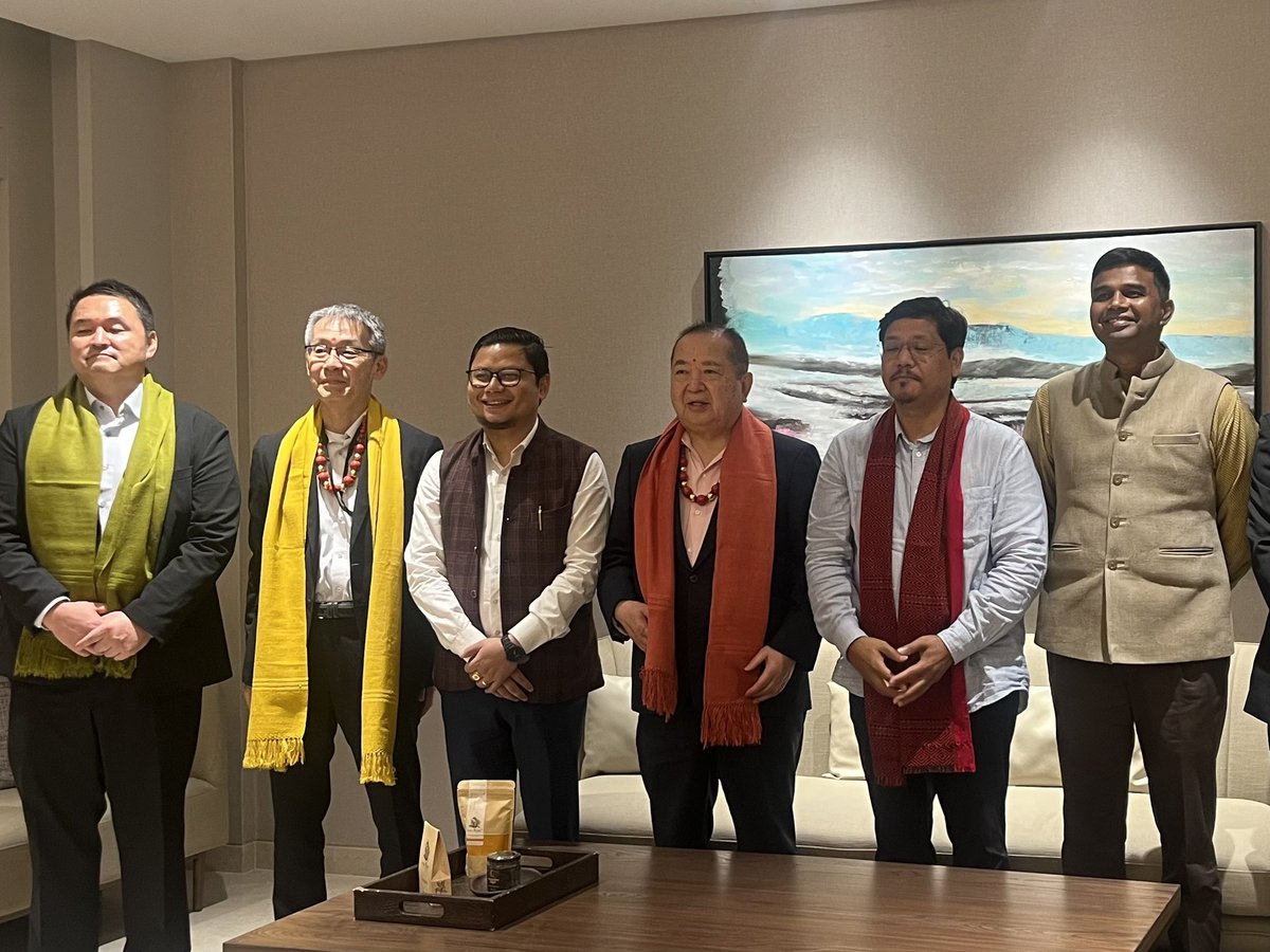 asean_1's tweet photo. インド北東部メーガーラヤ州を訪問し、サングマ首相と面会しました。

同州との連携強化、人材交流での協力に関して意見交換し、同州の豊かな自然、文化、そして若者たちの可能性に深い感銘を受けました。

アセアン・ワンは北東インドと日本をつなぐ架け橋として、信頼と成果を積み重ねてまいります https://t.co/4bCJ7RtKGe