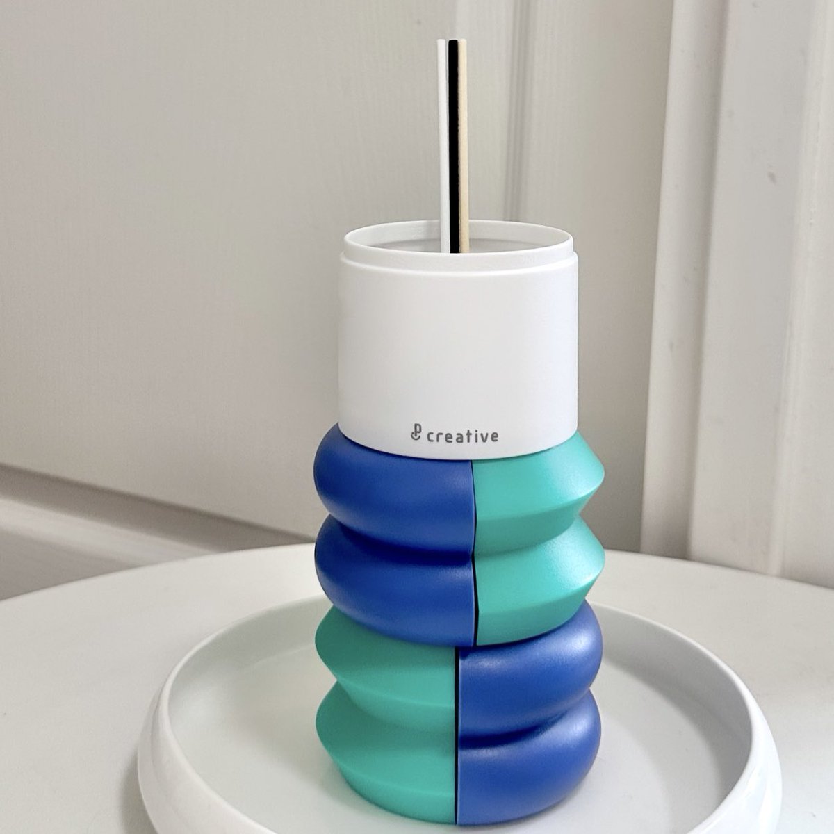 Newkigeegy's tweet photo. ใครที่เป็นสายแต่งบ้าน ห้ามพลาดสิ่งนี้เด็ดขาด  Pastel Creative Aroma Diffuser Reed ดีไซน์สุดคูล วางไว้ตรงไหนของบ้านก็สวยสุดๆ  #PastelDiffuser https://t.co/lFugMKG8YV