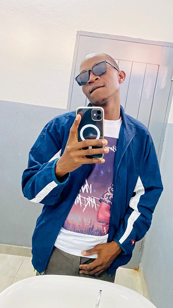 BoyDjamass's tweet photo. Camisetes do álbum “VIVENDO & APRENDENDO” do Djamass 500mt🚨🚨CD Digital Disponível a preço único: https://t.co/3hSDVLJpqS 💿
#newalbum #artsits #newartists #newcommer #newmusic #love #nofilter #studiotime #studioflow #studiolife #studiosession #music #rap #HipHop #rappers https://t.co/t48Pkn9emn