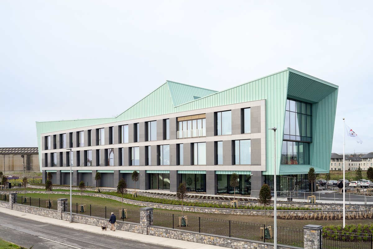 NordicCopper's tweet photo. Take a look at the beautiful new HQ building of Arklow Shipping in Ireland, defined by its distinctive Nordic Blue Living 3 copper profile. Design by DMOD Architects.
Learn more: https://t.co/4PEo46ek7Z
Photo by Donal Murphy Photography
#architecture #architecturedesign https://t.co/IXv0VjlplU