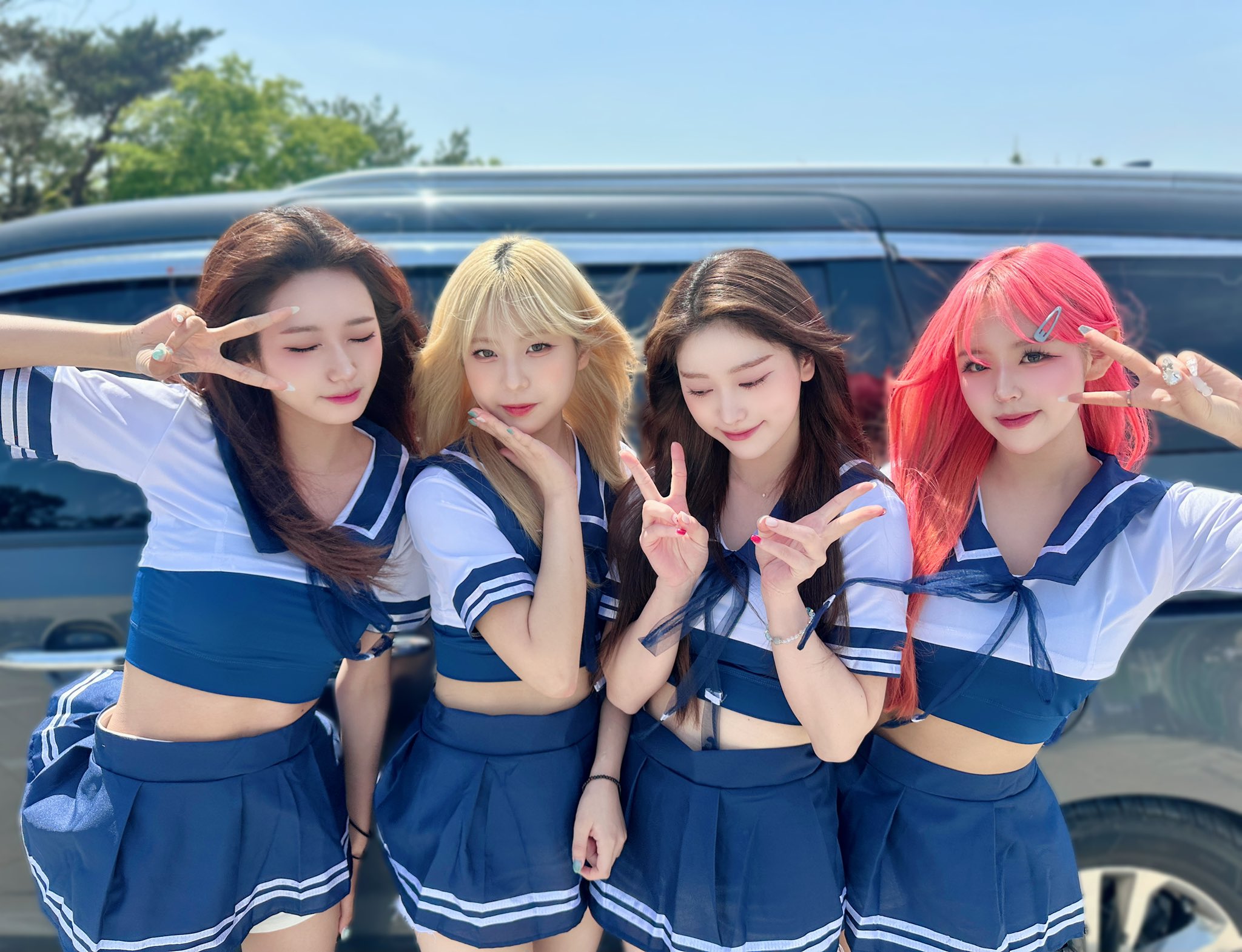 GqaJM2TWgAIummD?format=jpg&name=large