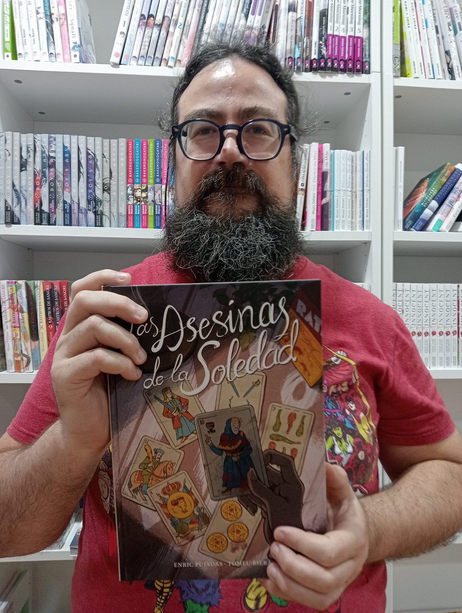 Los cómics que más me apetece leer, normalmente, son clásicos con los que aún no me había puesto o obra nueva de mis amigos, como es el caso de este Las asesinas de la Soledad. Leer tebeos de allegados tiene un plus especial siempre.
>>