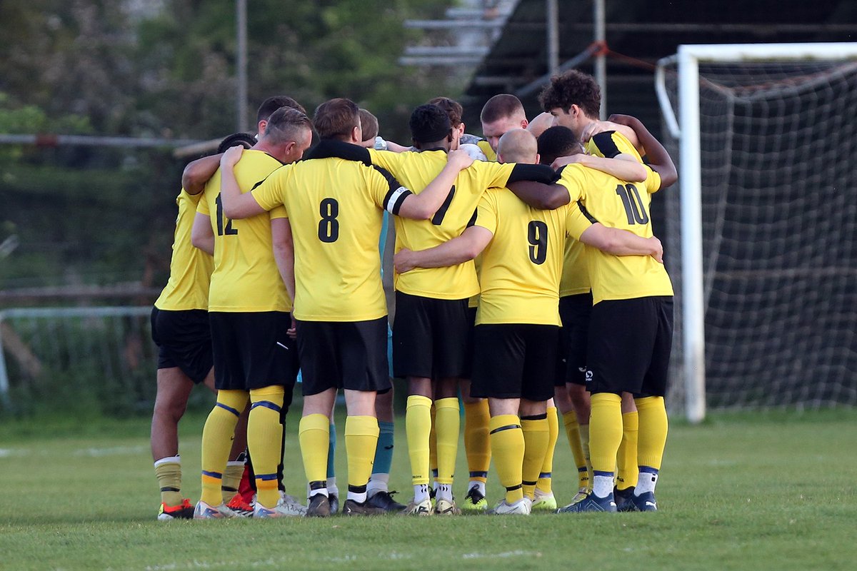BeckenhamUtd's tweet image. As our amazing 1st season as a Senior Team starts to come to an end, attention now turns to building for next season.

MANAGEMENT TEAM
We are looking to add an experienced Coach and Goal Keeping coach to the team

PLAYERS
We are looking for players in all positions for next...