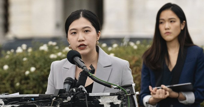 philippe_dam's tweet image. #HongKong authorities arrested father & brother of US-based activist Anna Kwok in reprisal for her activism.
@EUinHKandMO: #China's transnational repression also hits many residing in Europe. Not taking it seriously threatens their rights & EU's security
hrw.org/news/2025/05/0…