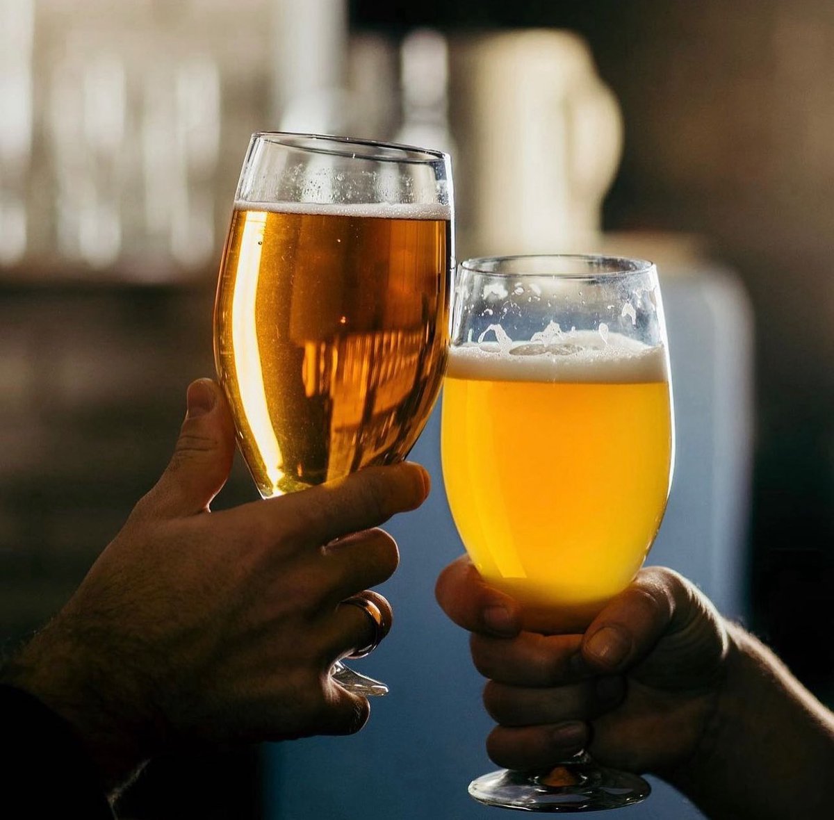 TPSmiths_Dublin's tweet photo. Cheers to mid-week drinks with friends 🍻

#tpsmiths #tpsmithsbarandrestaurant https://t.co/OBbVgRaAEe