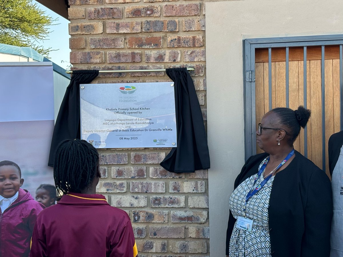 TigerBrands_F's tweet image. A big day for TBF as we expand our in-school breakfast programme in Limpopo! With a R2.47m investment, we’ve handed over 4 equipped kitchens to nourish learners - in collaboration with the Department of Basic Education.
#TigerBrandsFoundation #BreakfastProgram #Limpopo