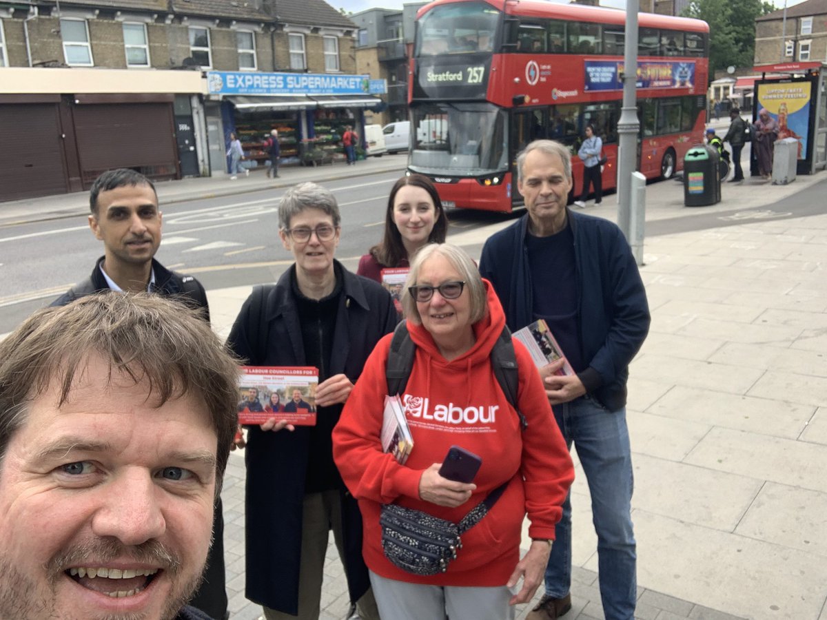 andy__dixon's tweet image. It was great to be out speaking to residents on Grosvenor Park Road in Hoe Street with @AhsanKhan_wf and @MiriamMirwitch yesterday evening. Thanks to Richard, Alison & @CannHallCllr for joining us.
We’re always available by email or at our surgery if you need to speak to us.