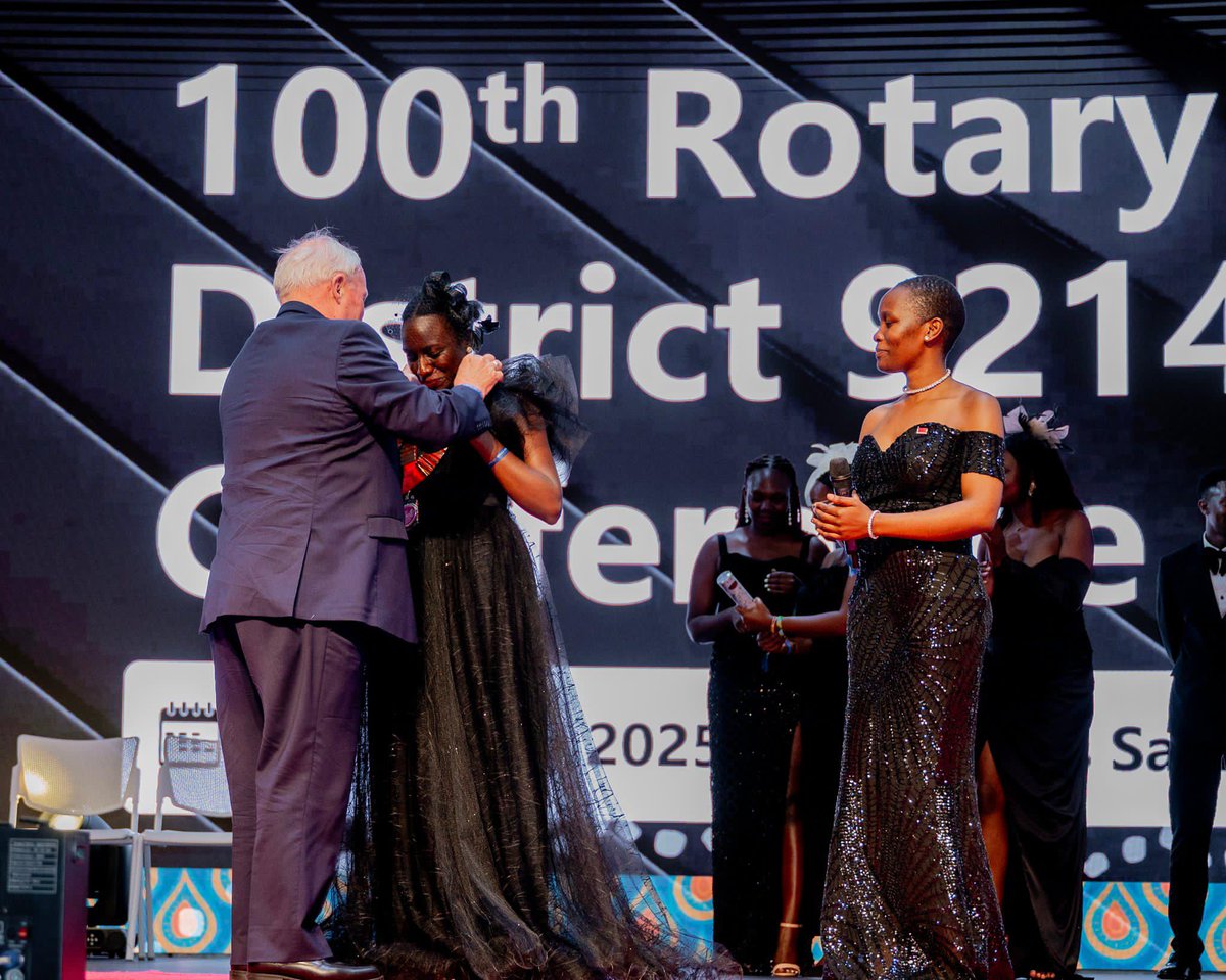 Rotaract District 9214 tweet media