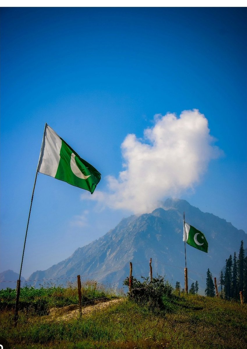 LONG LIVE PAKISTAN 😘😘😘😘.