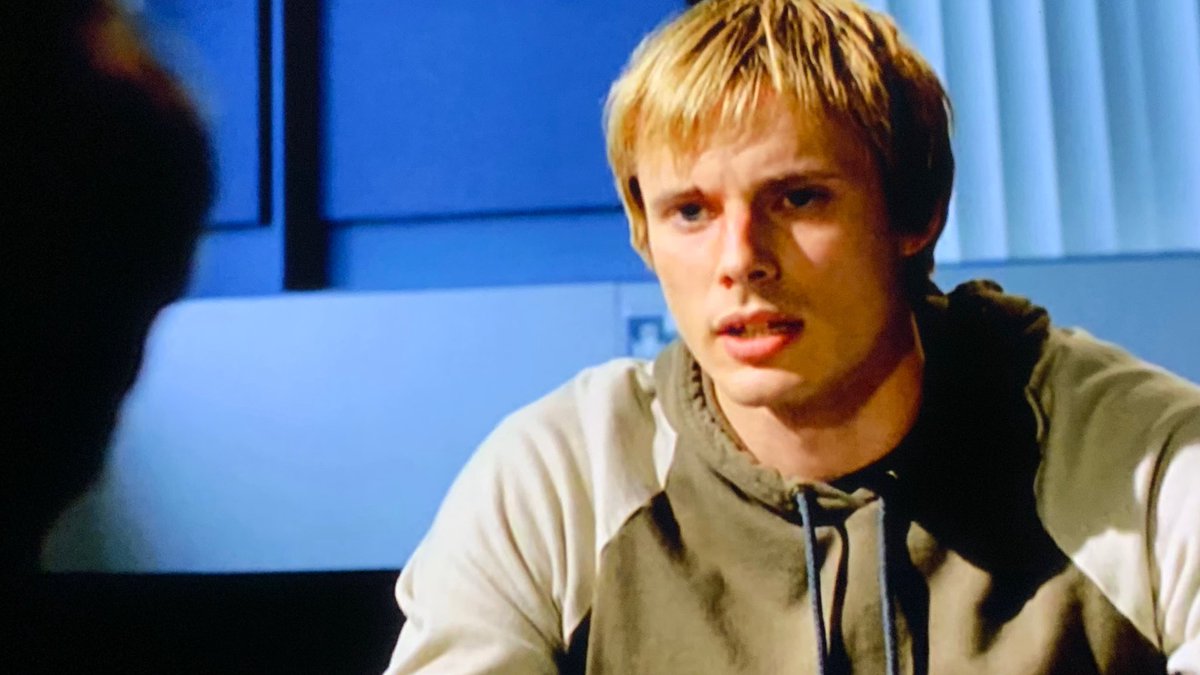 CMagnumfan's tweet photo. #BradleyJames as #JackRoth in #Lewis season 2 episode 2 Music To Die For aired March 2nd 2008

#myscreensavers https://t.co/uy4l5nrLvS