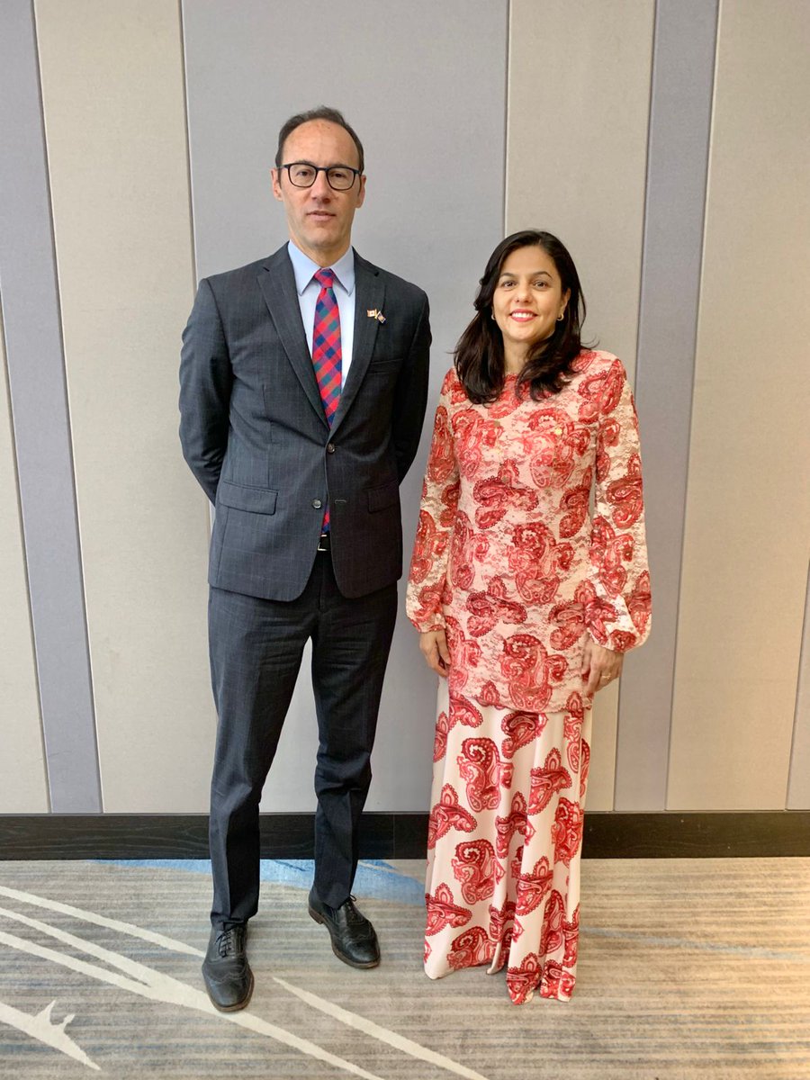 Assistant Deputy Minister, Global Affairs Canada and Canada Senior Officials’ Meeting Leader, Weldon Epp and <a href="/ASEAN/">ASEAN</a> Deputy Sec-Gen H.E. Dato' Astanah Abdul Aziz discussed the mutual importance of the ASEAN-Canada Strategic Partnership for communities in Southeast Asia and Canada!