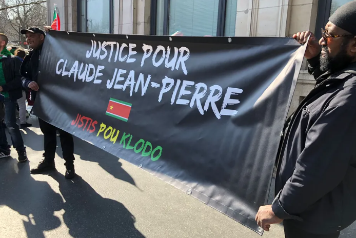 🟡 Violences policières Outre-mer : des députés et élus demandent la même justice partout et un procès dans l'affaire Claude Jean-Pierre 

➡️ "On ne veut pas que cette affaire reste dans les tiroirs de la justice française sans jugement."

📲💻 la1ere.francetvinfo.fr/violences-poli…