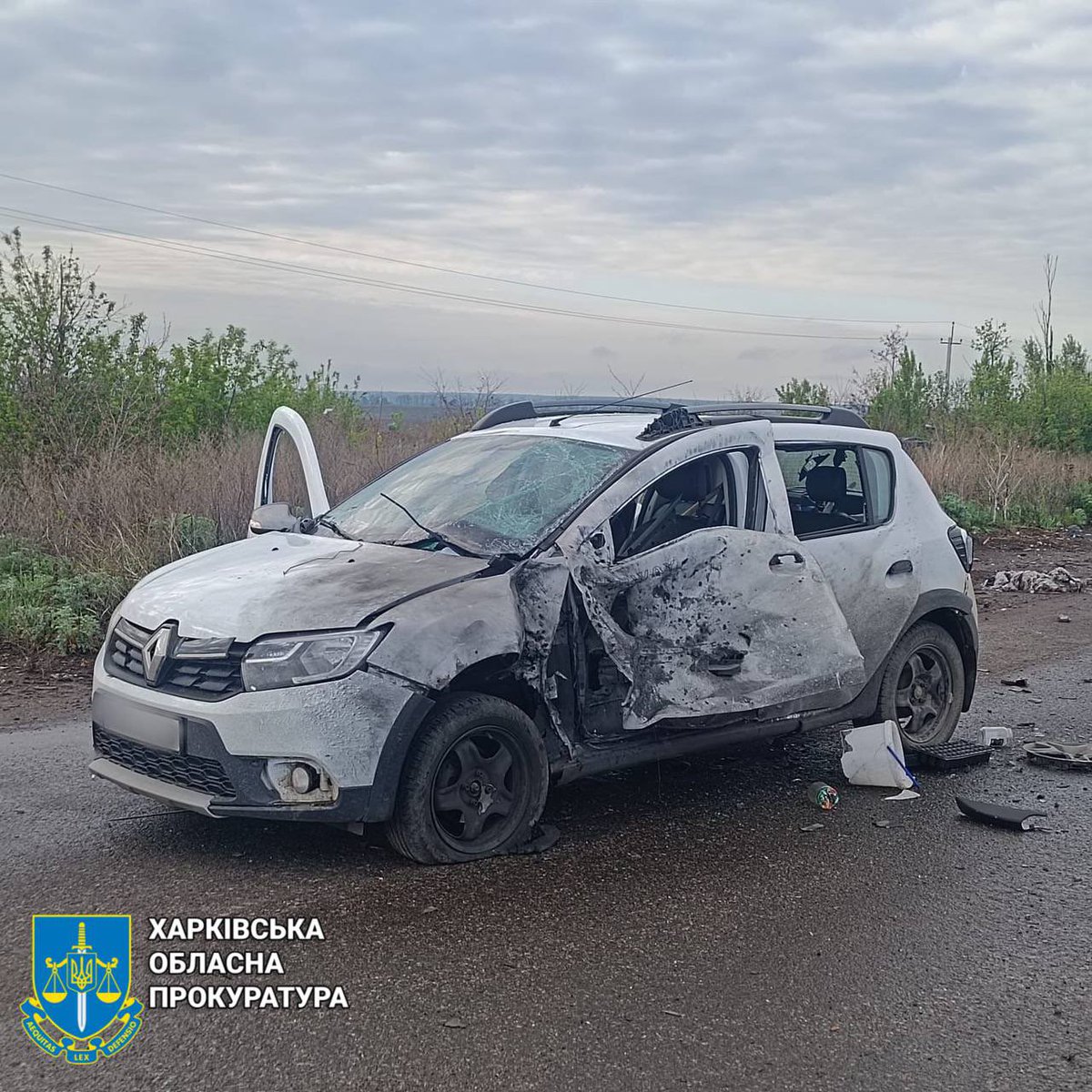sternenko's tweet photo. “Ceasefire”

This morning in the Kharkiv region, Russians hit a civilian car with an FPV drone, the regional prosecutor's office said.

Three women were injured. They were hospitalized with shrapnel wounds. https://t.co/FjfE7t0JHs