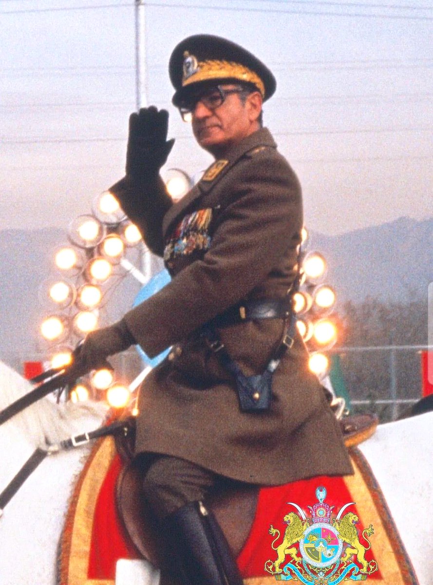 صدام ۴۸ روز پس از خاکسپاری آریامهر به ایران حمله کرد یعنی تا زمانیکه بدن رنجور خدایگان ایران حتی روی تخت بیمارستان در غربت نفس میکشید هیچکس جرات تعرض به ایران را نداشت!
#PersianGulf #خلیج_تا_ابد_فارس