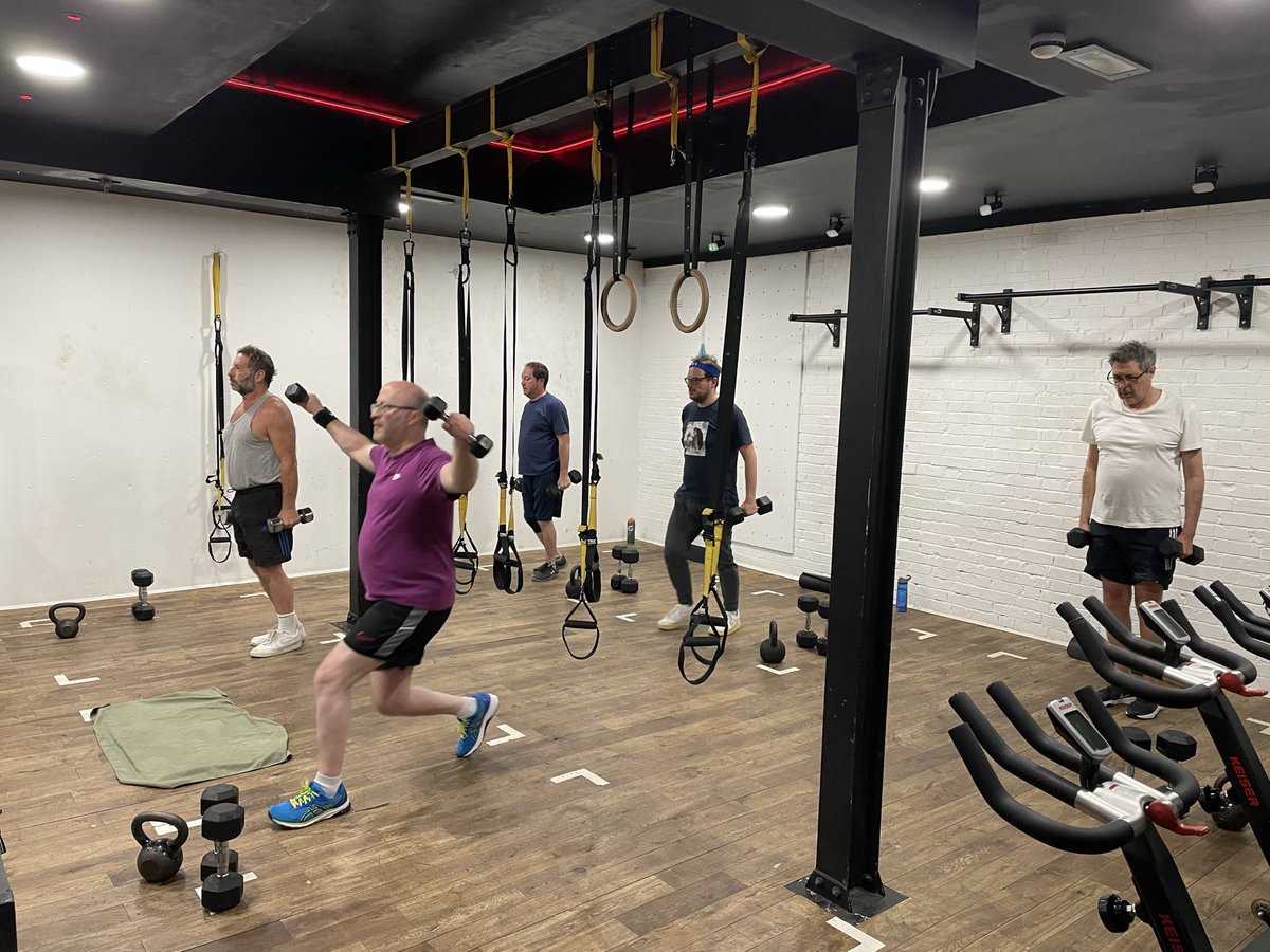 LeanBodyUK1's tweet photo. Big start from the guys this week.  Great to see so many improving their strength and fitness levels, and really breaking into the new workouts this month💪

#fitness #health #exercise #weightloss #finchley #barnet #millhill https://t.co/LpwGcmZdCQ