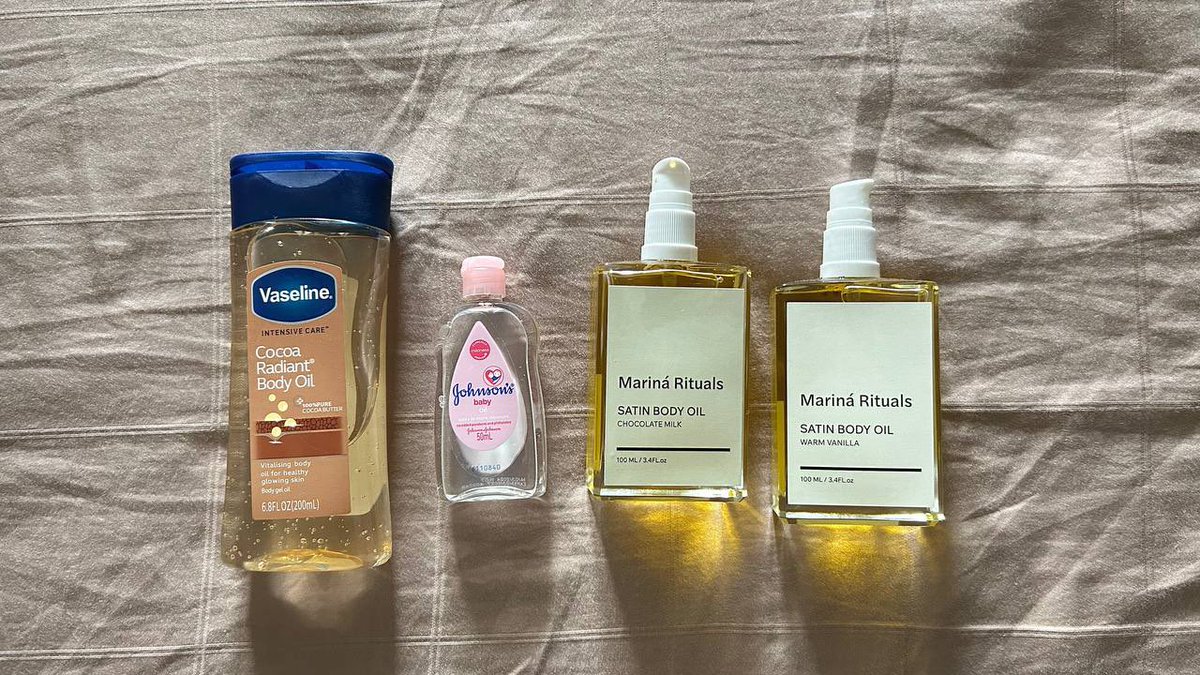 sabrinazhohir's tweet photo. girls, please belajar pakai body oil. Tak kisah dah kawin ke belum. I dah pakai for a few months, honestly *chef kiss* 💋

⊹ ᵔ 𖢷 here is my favourite list of good body oil ♥︎ https://t.co/4OwZFCWJjk