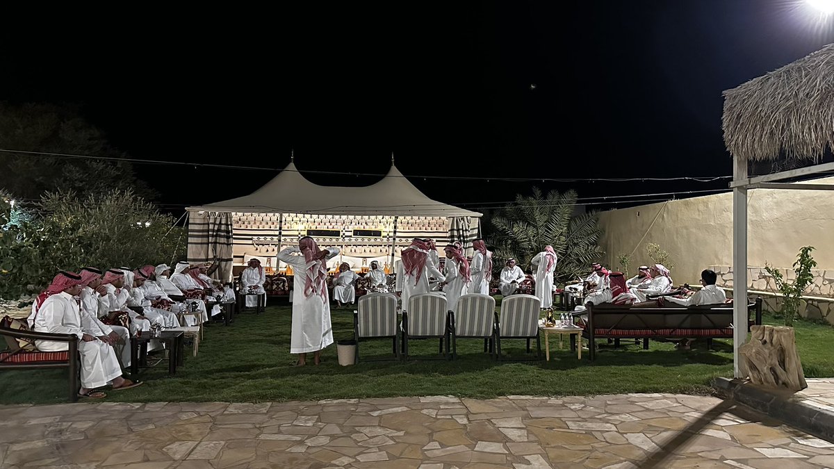 اسرة الهزاع العريني (@aihazza_family) on Twitter photo ✨مناسبات ✨
أجتماع أبناء الاسرة
الكرام في مجلس الشيخ / ابراهيم بن حمد الهزاع العريني
في بلدة البرة …
#أسرة_الهزاع _ العريني
<a href="/Alaranat/">حساب قبيلة العرينات</a> ✨مناسبات ✨
أجتماع أبناء الاسرة
الكرام في مجلس الشيخ / ابراهيم بن حمد الهزاع العريني
في بلدة البرة …
#أسرة_الهزاع _ العريني
<a href="/Alaranat/">حساب قبيلة العرينات</a>