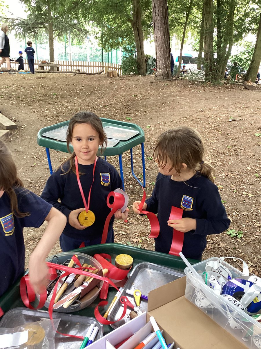 StNicksForest's tweet photo. #StNicksForestSchool really enjoyed making war medals using different tools and ribbon. Some brilliant discussions with the children about how VE Day was celebrated. Happy VE Day #StNickLowerSchool #StNicksDiscovery https://t.co/bzBlS5Kf8z