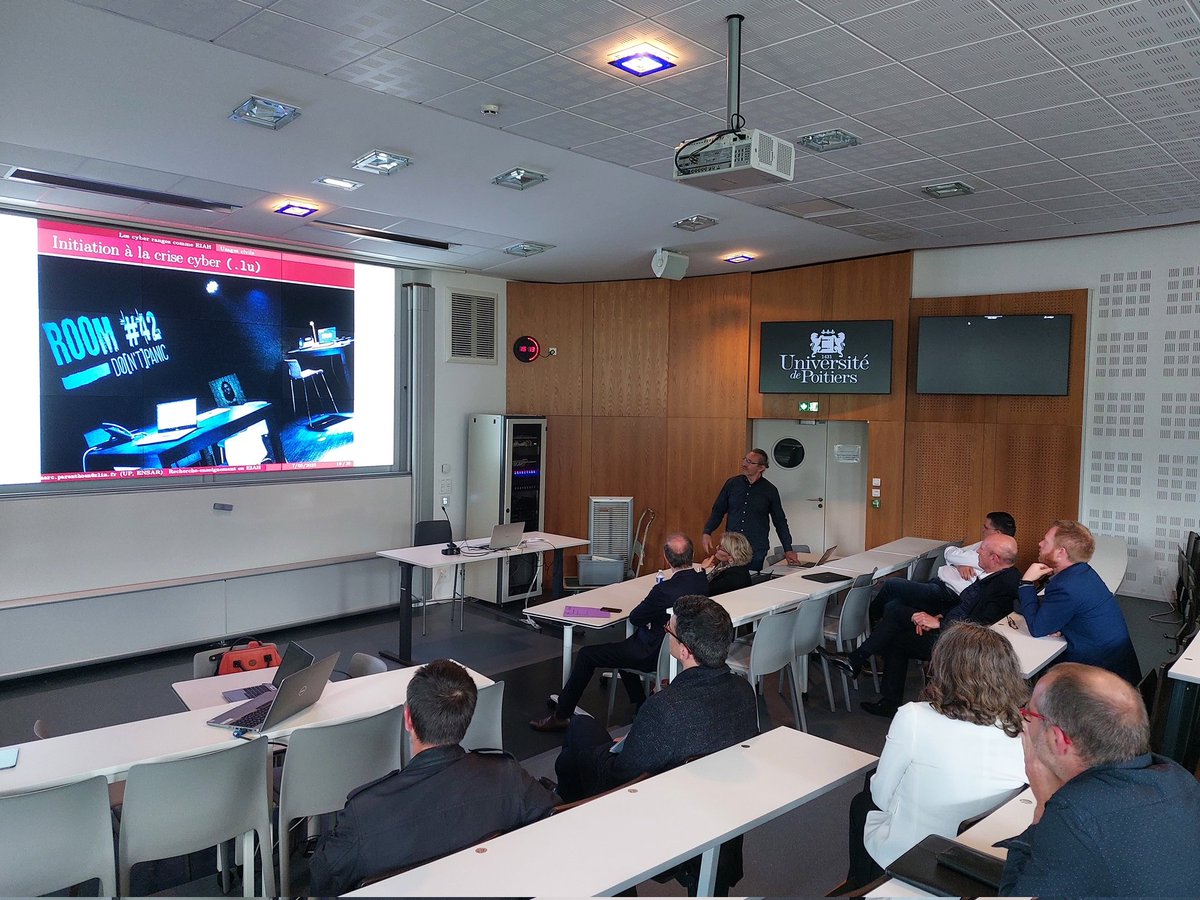 Claudio Galderisi (@galderisiclaud1) on Twitter photo La visite du site d'<a href="/UnivPoitiers/">Université de Poitiers</a> à Niort avec la présidente <a href="/virginie_laval/">Virginie LAVAL</a> et le président de <a href="/NiortAgglo/">Niort Agglo</a> a mis en évidence le continuum formation-recherche-territoire sur des enjeux d'avenir (cybersécurité, actuariat) et l'attention de <a href="/Mairie_Niort/">Ville de Niort</a> à l'enseignement supérieur. La visite du site d'<a href="/UnivPoitiers/">Université de Poitiers</a> à Niort avec la présidente <a href="/virginie_laval/">Virginie LAVAL</a> et le président de <a href="/NiortAgglo/">Niort Agglo</a> a mis en évidence le continuum formation-recherche-territoire sur des enjeux d'avenir (cybersécurité, actuariat) et l'attention de <a href="/Mairie_Niort/">Ville de Niort</a> à l'enseignement supérieur.
