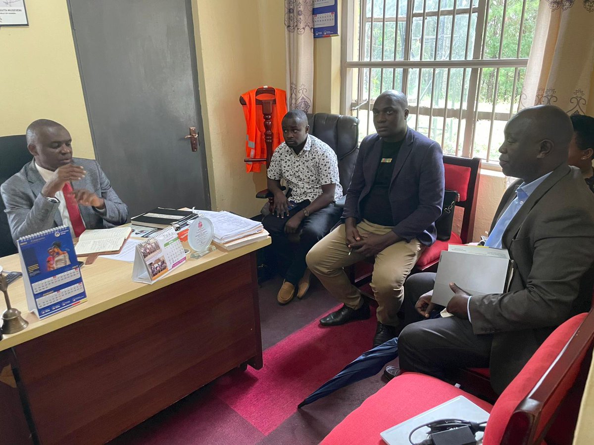 Our team continues with the exercise to pilot the simplified tool to track adoption and compliance with service delivery standards in Kazo and Kiruhura DLGs.