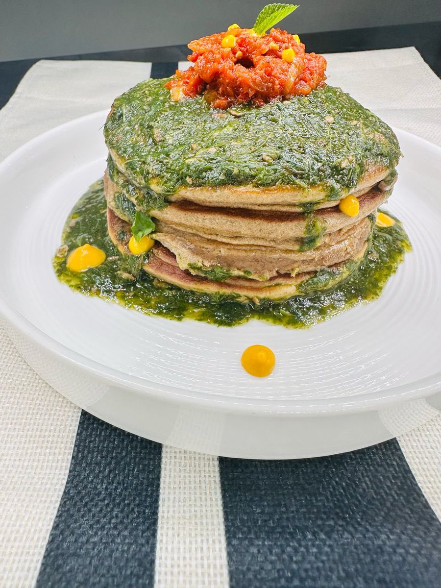 StydaC's tweet photo. Amala and Ewedu that schooled in Harvard university 

Still to want to be a chef? Send us a dm

#bestchefschoolinwarri #chefschoolinwarri #deltachefschool #stydaculinaryacademy #warri https://t.co/Jsrb9dd45J