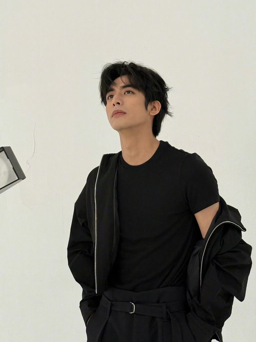 Weilong. tweet media