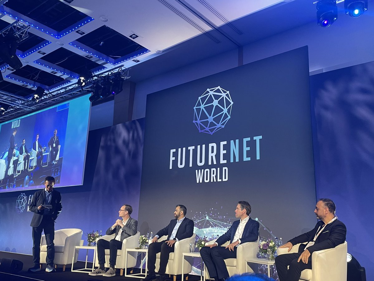 disruptivedean's tweet photo. Back to @FuturenetW #FutureNetWorld for Day 2
@WireRoy moderating the opening panel on AI for telcos
@Swisscom @orange @kpn @Reailize_
Swisscom talking about LLMs for chatbots driving higher NPS scores https://t.co/AwmhoDvILO