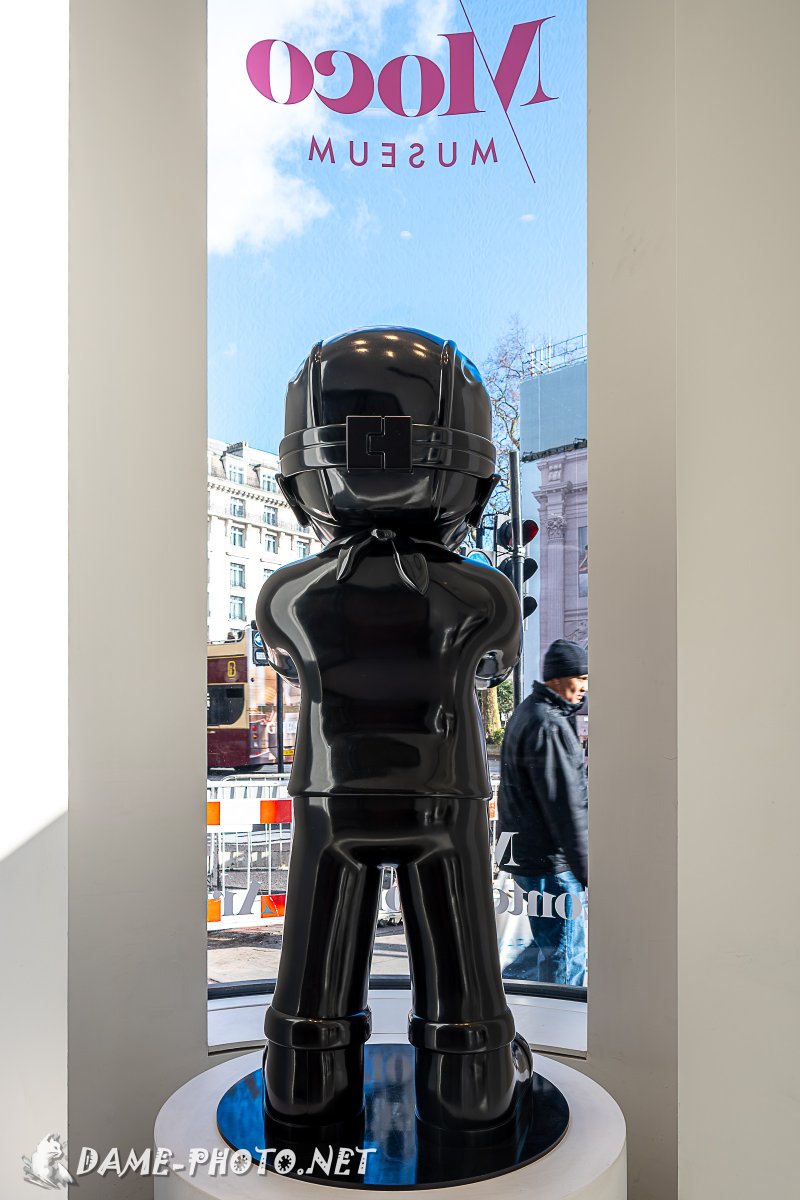 iso800cc's tweet photo. ロンドンの「mocoミュージアム」で🖼️
ガンダムを発見しました🩷
FriendsWithYou “Valley of the Gods” 2022
#写真好きな人と繋がりたい
#旅行好きな人と繋がりたい #ロンドン #London
#ART #アート #MocoMuseum #London
#ガンダム #GUNDAM https://t.co/V0gKbvL1DQ