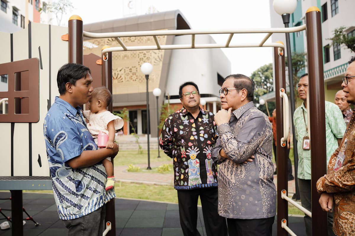 Pramono Anung (IG : @pramonoanungw) tweet media