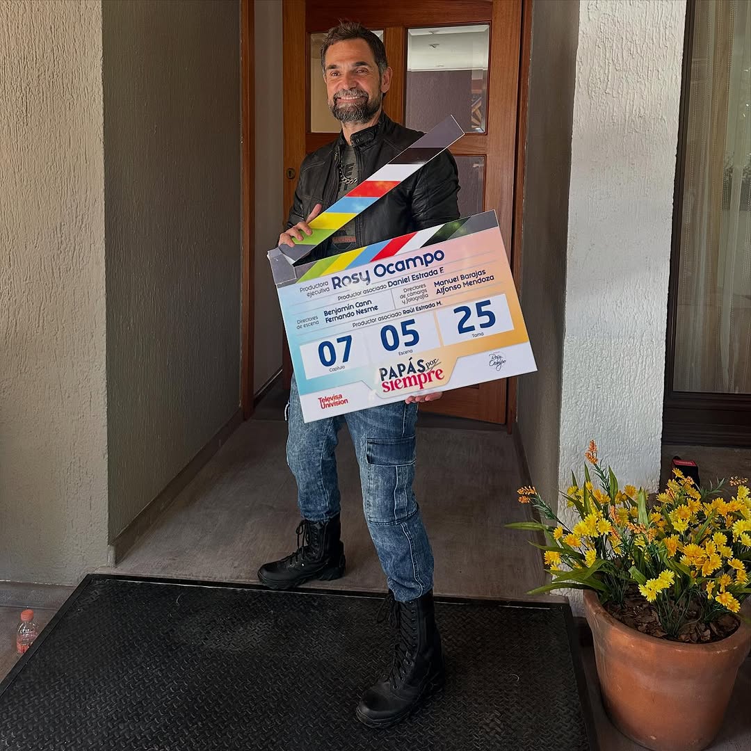 Bryan Lagranda (@bryanl152) on Twitter photo Francisco Rubio será parte de #PapásPorSiempre la secuela de #PapásPorConveniencia la producción de Rosy Ocampo es protagonizada por Ariadne Díaz y José Ron que llegará el próximo Lunes 13 de Octubre del 2025 a las 8:30pm por el <a href="/Canal_Estrellas/">Las Estrellas</a> 📰 <a href="/FranciscoRubio_/">Francisco Rubio</a> - <a href="/RosyOcampo/">Rosy Ocampo</a> Francisco Rubio será parte de #PapásPorSiempre la secuela de #PapásPorConveniencia la producción de Rosy Ocampo es protagonizada por Ariadne Díaz y José Ron que llegará el próximo Lunes 13 de Octubre del 2025 a las 8:30pm por el <a href="/Canal_Estrellas/">Las Estrellas</a> 📰 <a href="/FranciscoRubio_/">Francisco Rubio</a> - <a href="/RosyOcampo/">Rosy Ocampo</a>