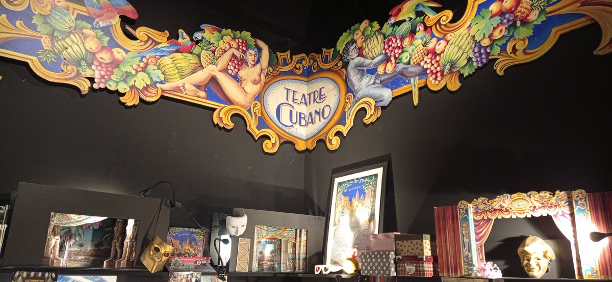 Avui a les 11.00 a <a href="/ElSubmaritrs/">El Submarí</a> de la <a href="/RadioMTerrassa/">Ràdio Municipal de Terrassa</a> i a <a href="/CanalTerrassa/">Canal Terrassa</a> parlarem de l'exposició #LaCubana45anys que es pot veure al <a href="/palaurobert/">Palau Robert</a> fins al 25 de maig 🎭 I al setembre, el nou espectacle de <a href="/_LaCubana/">La Cubana</a> 'L' amor venia amb taxi' arriba al <a href="/Teatre_Romea/">Teatre Romea</a> 🚖🦜