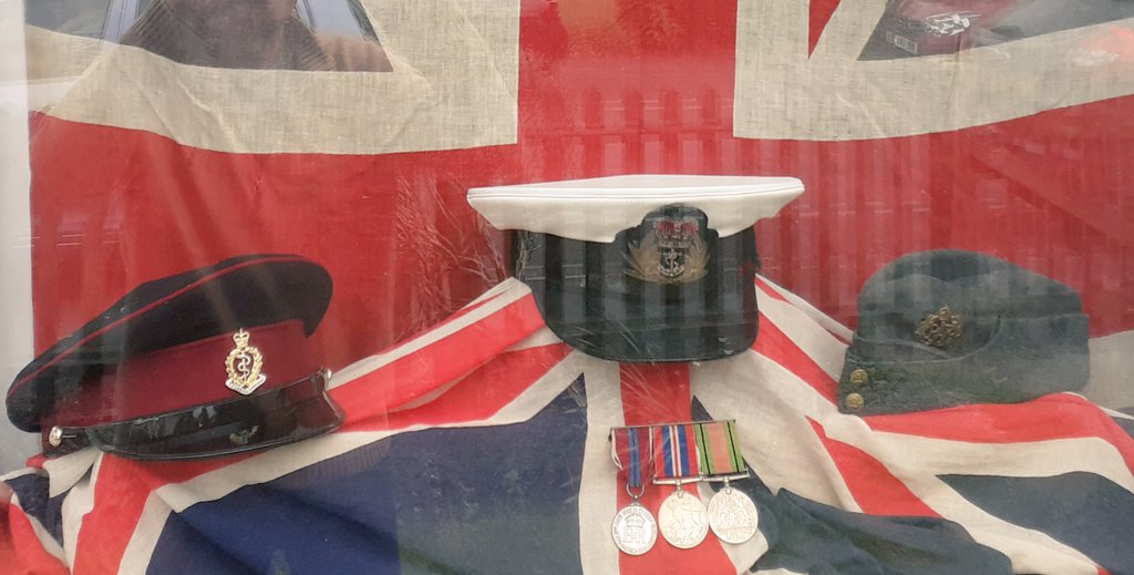 For all those who came back...and for all those that remained...Least We Forget...
#veday80thanniversary #VEDay