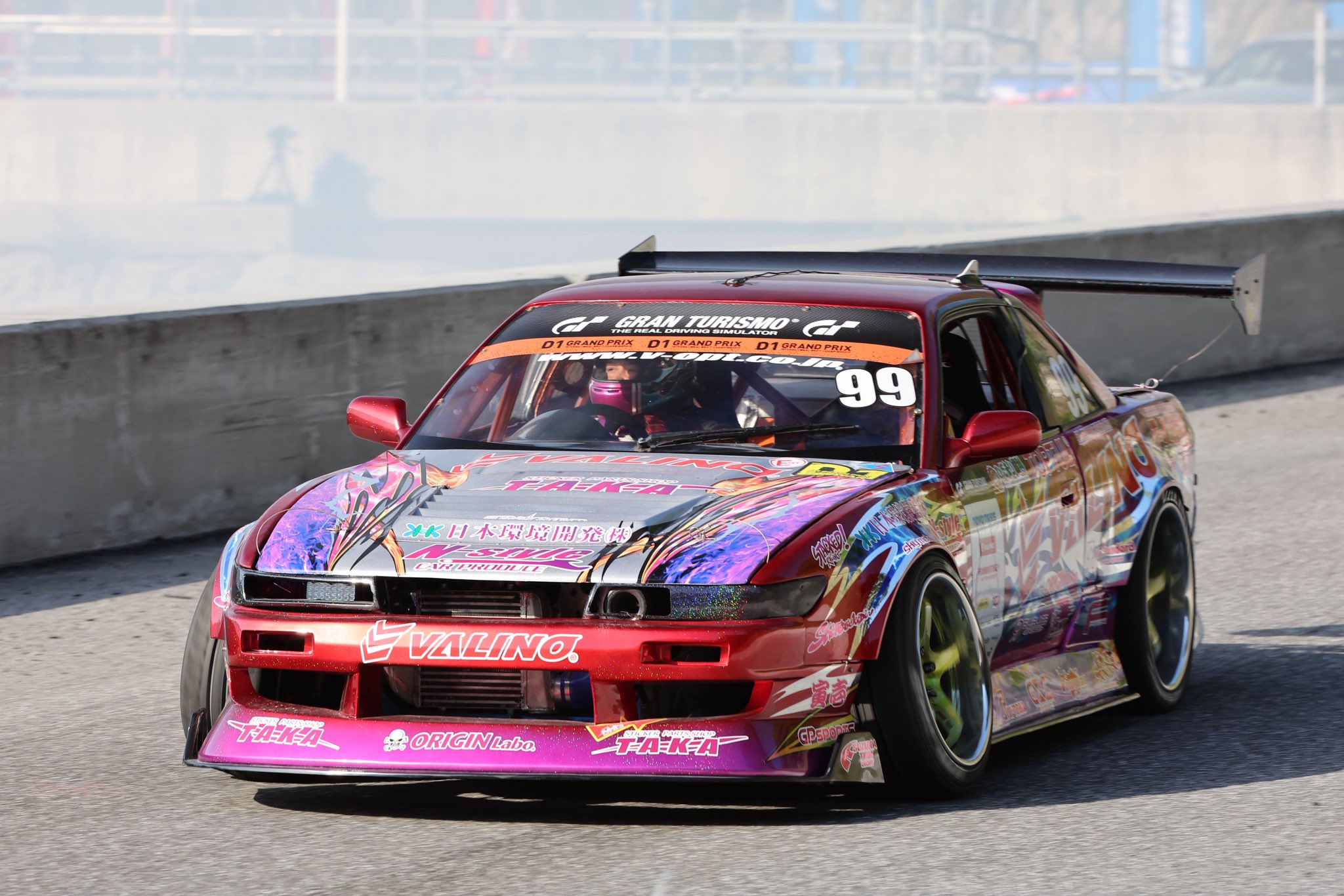 スケートボード 板 VALINO tire ヴァリノタイヤ 中村 D1 Amazon.co.jp: スケートボード 板 VALINO tire ヴァリノタイヤ