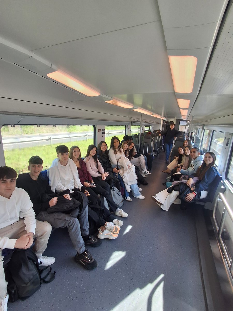 María Inmaculada PS (@fecmips) on Twitter photo Después de un día intenso de aventura nuestros alumnos del #IntercambioAlemán visitarán Würzburg (si ya es difícil escribirlo no sabemos cómo será pronunciarlo),una de las ciudades más grandes que tienen alrededor
¡A disfrutar!
#IntercambioAlemán
#languageexchange
<a href="/colegiosfec/">FEC (Fundación Educación Católica)</a> Después de un día intenso de aventura nuestros alumnos del #IntercambioAlemán visitarán Würzburg (si ya es difícil escribirlo no sabemos cómo será pronunciarlo),una de las ciudades más grandes que tienen alrededor
¡A disfrutar!
#IntercambioAlemán
#languageexchange
<a href="/colegiosfec/">FEC (Fundación Educación Católica)</a>
