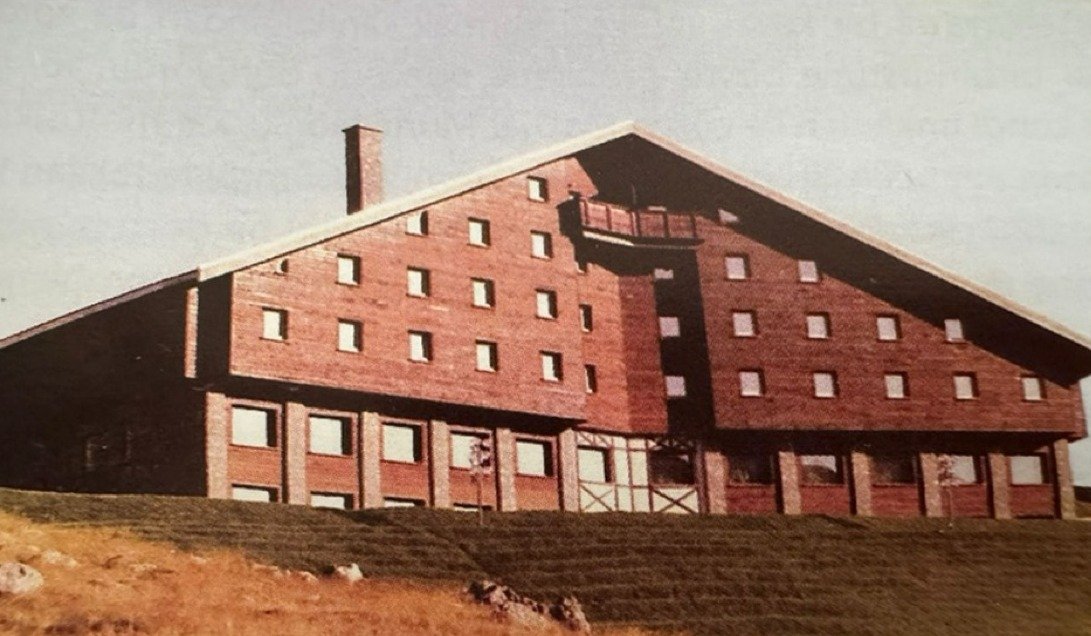 Facianın yaşandığı otelin 1997 tarihli inşaat ruhsatıyla bugünkü hali arasında uçurum var...

78 kişinin hayatını kaybettiği Kartalkaya’daki otel yangınını TBMM Komisyonu’nda anlatan Bolu Belediye Başkanı Tanju Özcan “Sadece belediye ve İl Özel İdaresi ile ilgili adli süreç