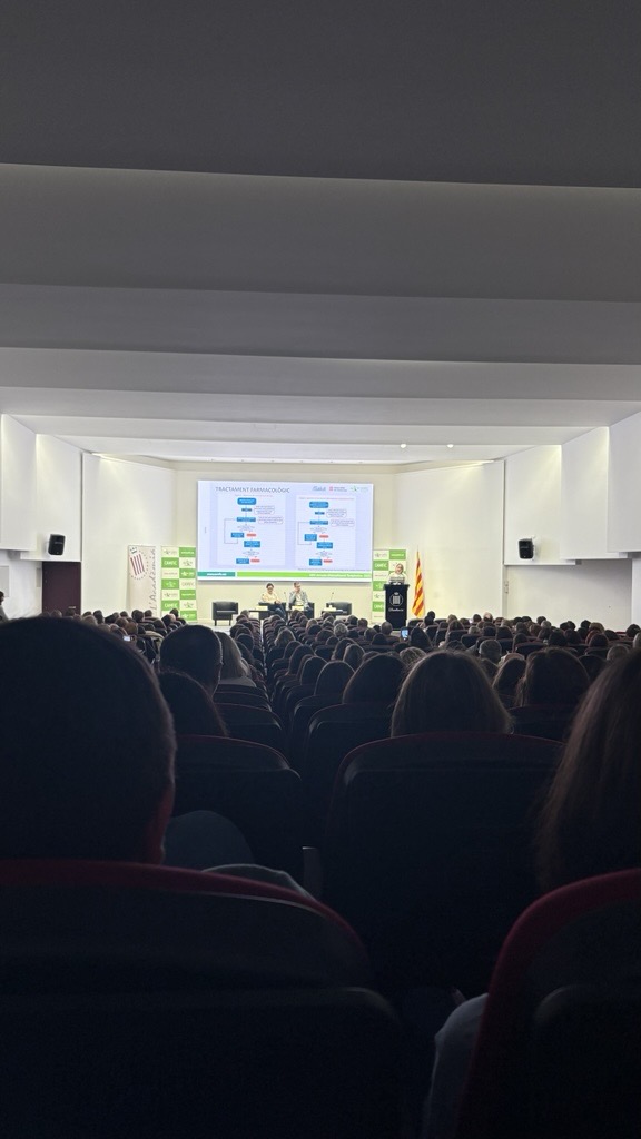 🌳CAMFiC (@camfic) on Twitter photo 💊🔍 2a revisió de l’#ActualitzacióTerapèutica centrada en l’abordatge actual de la malaltia d’#Alzheimer i els nous fàrmacs. Reptes, perspectives i impacte en la pràctica clínica. Amb Ana de Andrés, Albert Lladó ( <a href="/Alladopl/">Albert Llado</a>) i Esther Limón (<a href="/elimonramirez/">Esther Limón</a> ) 💊🔍 2a revisió de l’#ActualitzacióTerapèutica centrada en l’abordatge actual de la malaltia d’#Alzheimer i els nous fàrmacs. Reptes, perspectives i impacte en la pràctica clínica. Amb Ana de Andrés, Albert Lladó ( <a href="/Alladopl/">Albert Llado</a>) i Esther Limón (<a href="/elimonramirez/">Esther Limón</a> )