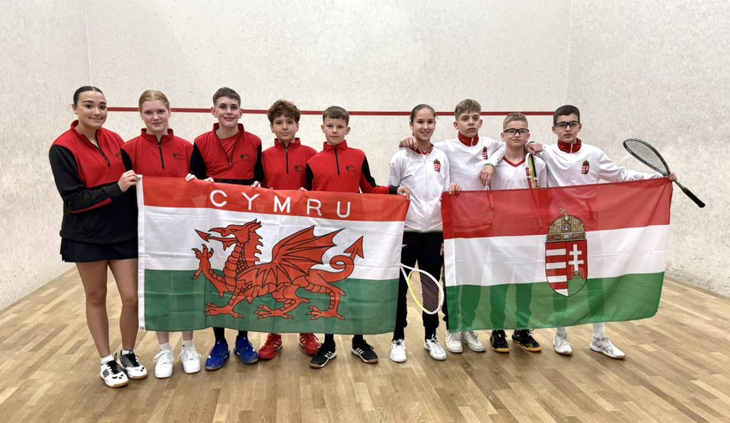 Sally Davis (@sallyellendavis) on Twitter photo And we are off with the under 15’s against Hungary in the European mixed teams event in Bordeaux. Good luck Team Wales 🏴 <a href="/sqwales/">🏴 SQUASH WALES</a> And we are off with the under 15’s against Hungary in the European mixed teams event in Bordeaux. Good luck Team Wales 🏴 <a href="/sqwales/">🏴 SQUASH WALES</a>