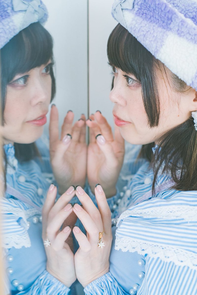 青と白のストライプで彩るガーリースタイル
.
photo＊<a href="/Pflat6/">p</a>
coordinate＊<a href="/akimimikasim/">ミサキミミカ</a> 
ring＊<a href="/ddot_yuyuco/">d. / yuyuco(6/15(日)ヨコハマハンドメイドマルシェL-97)</a> 
.
 #portrait
#ファッション